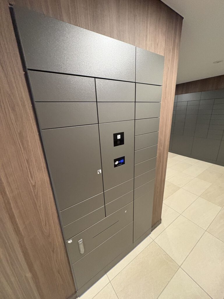 宅配ボックスの画像